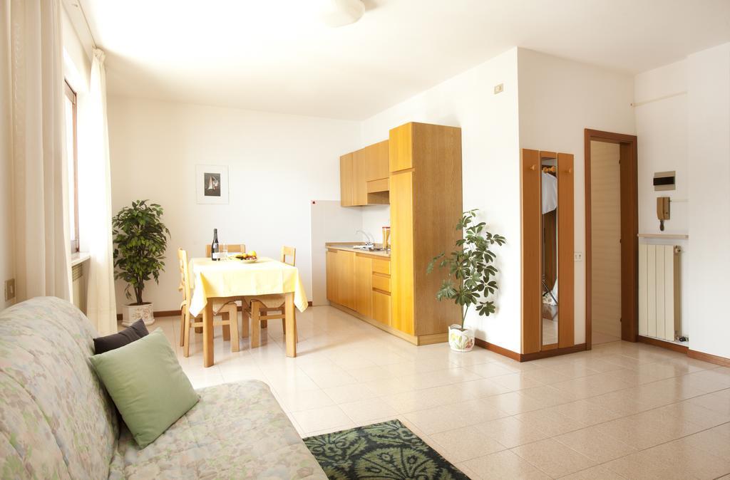 Residence le Balze Malcesine Chambre photo
