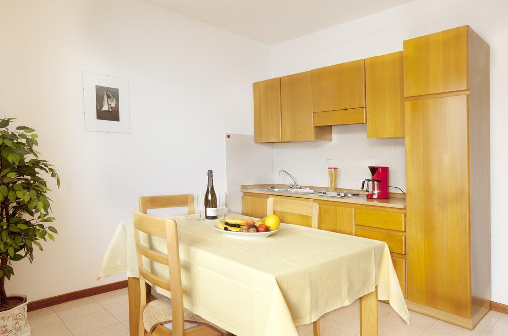 Residence le Balze Malcesine Chambre photo