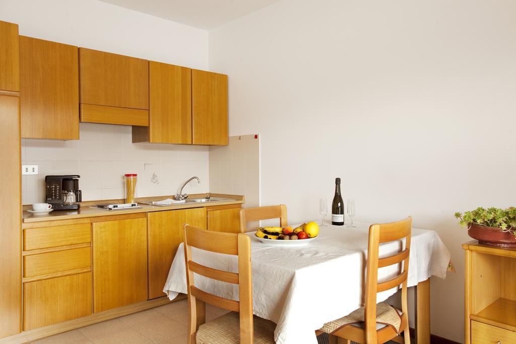 Residence le Balze Malcesine Chambre photo