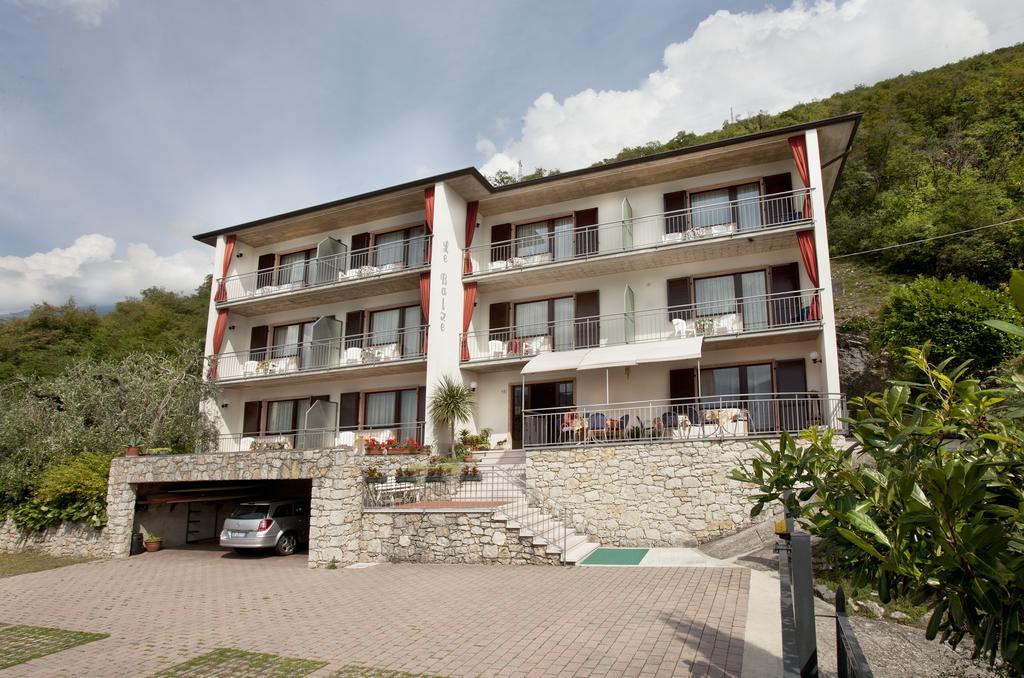 Residence le Balze Malcesine Extérieur photo